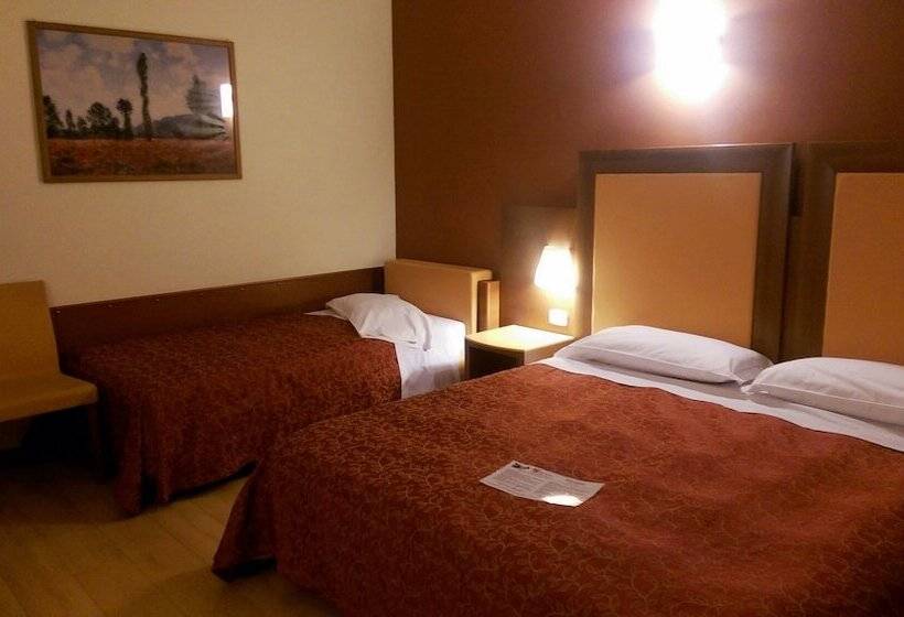 Номер Стандарт Трехместный, Villa Delle Rose   Malpensa