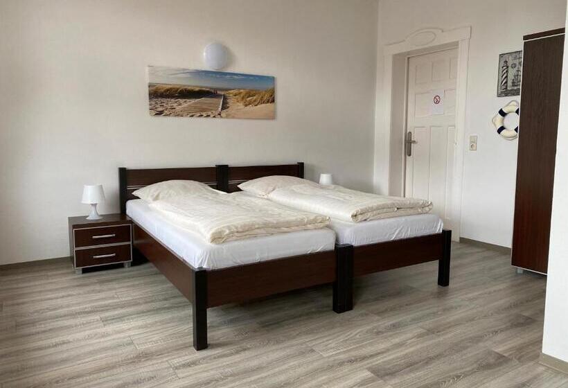 اتاق استاندارد با بالکن و چشم‌انداز دریا, Villa Am Meer   Stralsund