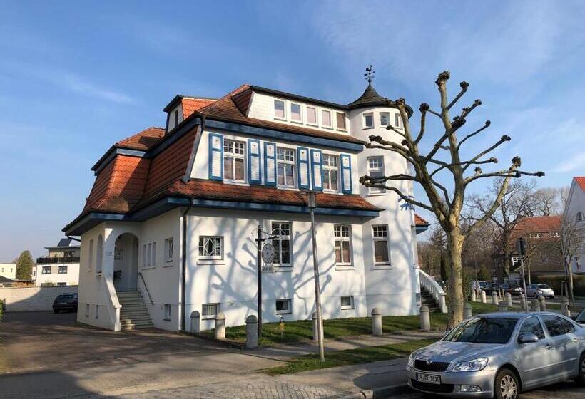 اتاق استاندارد یک نفره با چشم‌انداز دریا, Villa Am Meer   Stralsund