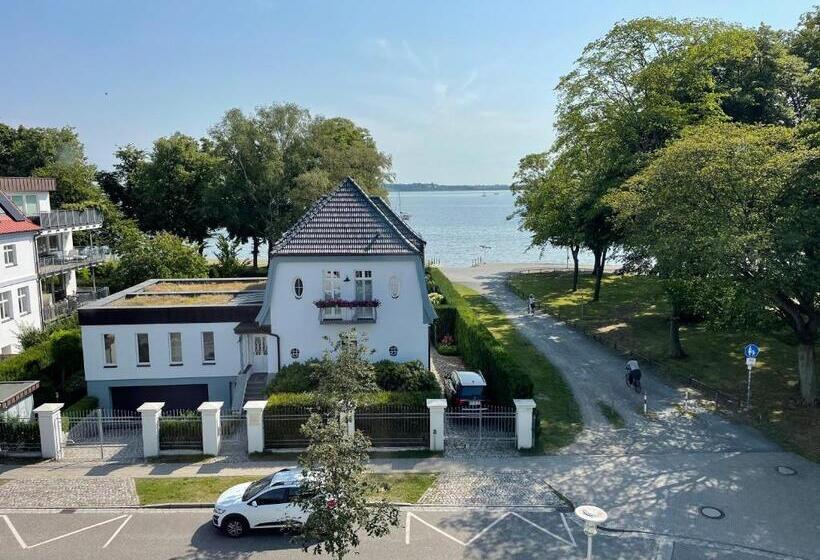 اتاق استاندارد یک نفره با چشم‌انداز دریا, Villa Am Meer   Stralsund