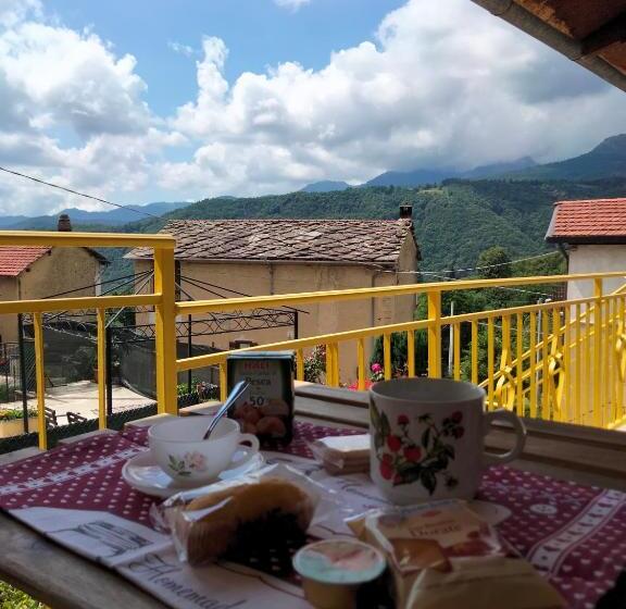 4인용 스탠다드 룸, B&b La Marmotta