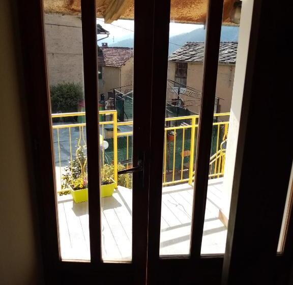 4인용 스탠다드 룸, B&b La Marmotta