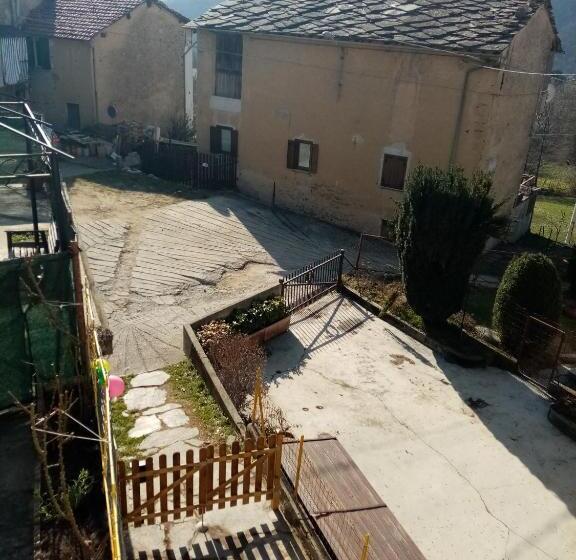 Четырехместный Номер Стандарт, B&b La Marmotta