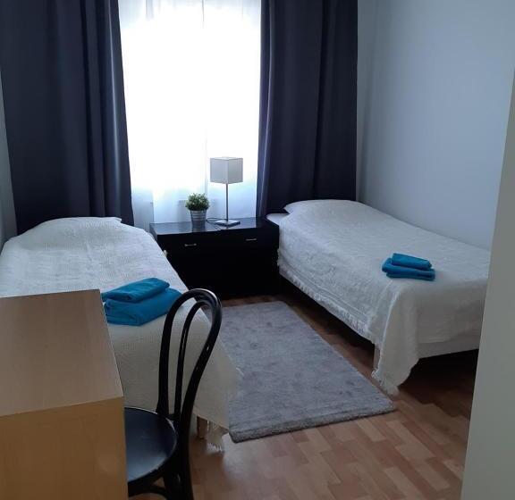 Номер Стандарт, Bnb Just To Be