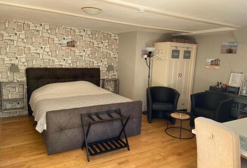 Quarto Estandar, De Posthoorn