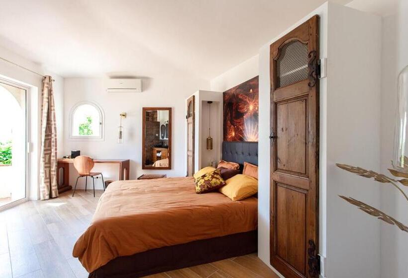 Quarto Estandar com Terraço, Le Domaine Des Mûriers   Charme, Chic, Calme En Provence Côte D Azur