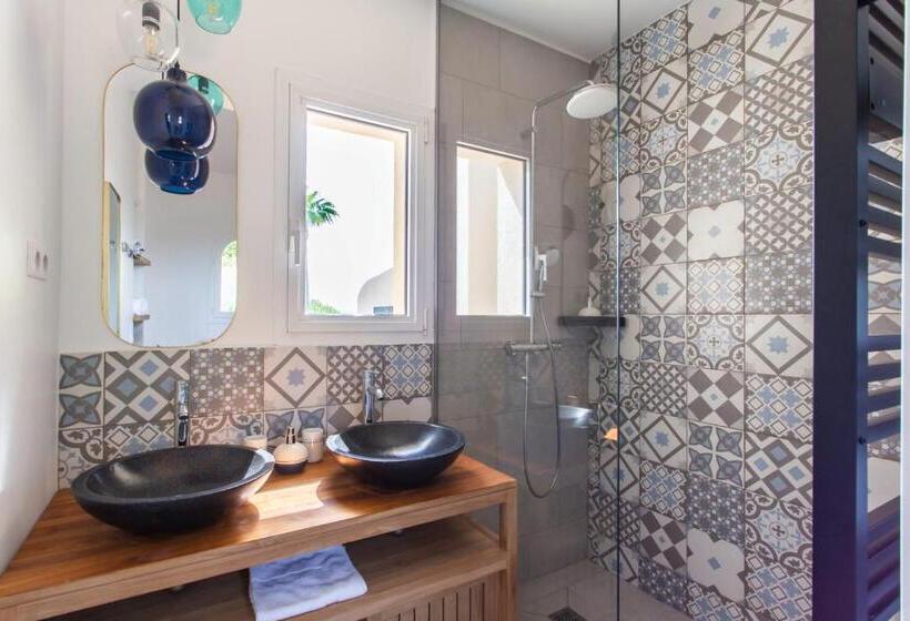 Quarto Estandar com Terraço, Le Domaine Des Mûriers   Charme, Chic, Calme En Provence Côte D Azur