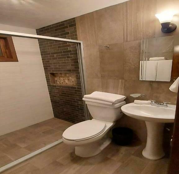 سوئیت با تخت بزرگ, Suites La Fortuna