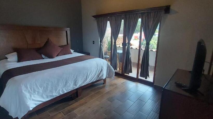 سوییت جونیور, Suites La Fortuna