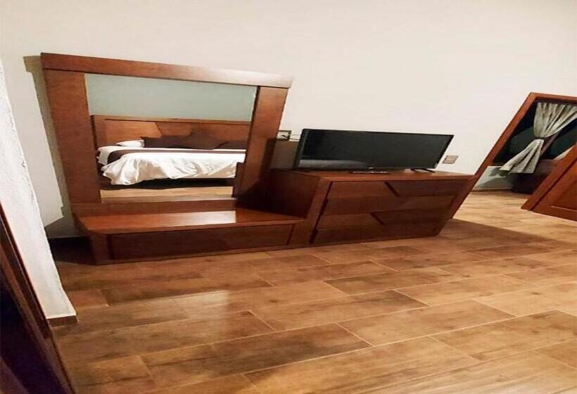 سوییت جونیور, Suites La Fortuna