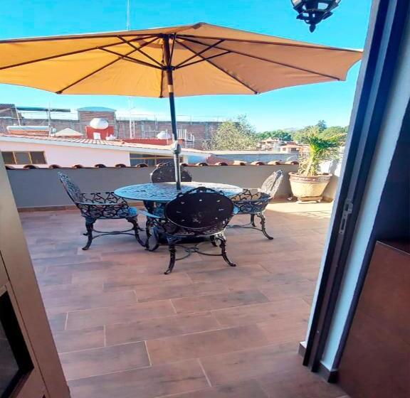 سوییت سوپریور, Suites La Fortuna