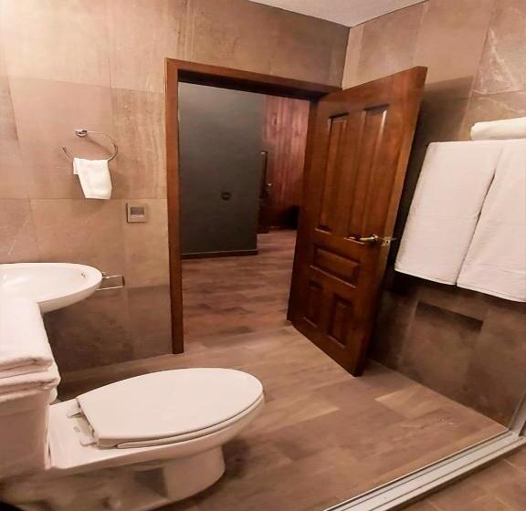 سوئیت با تخت بزرگ, Suites La Fortuna
