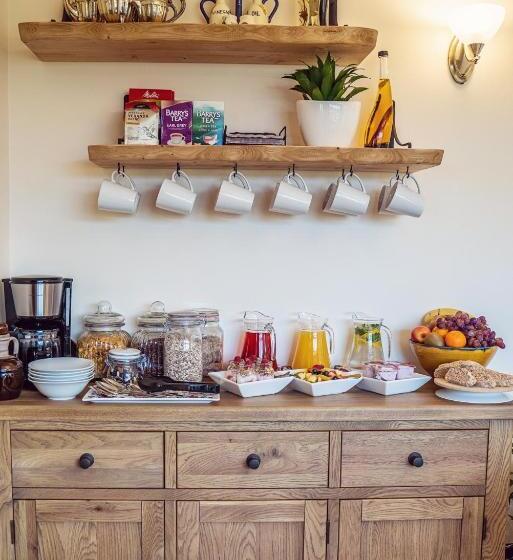Номер Стандарт, Ross Beach Family Farmhouse B&b