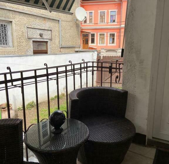 스탠다드 스튜디오, Citadella House Targu Mures
