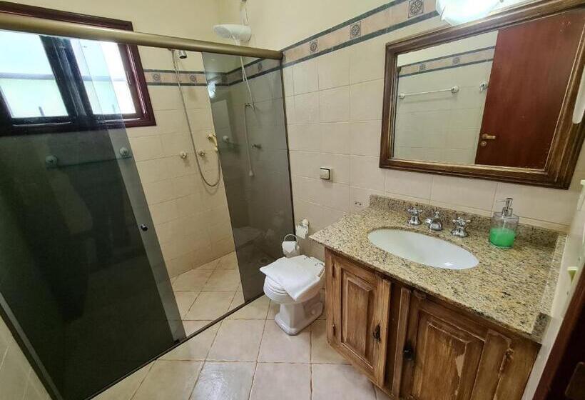 스위트, Pousada Paraiso Dos Tucanos