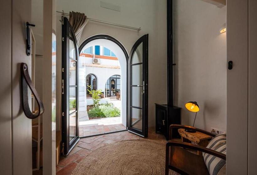 اتاق استاندارد با چشم‌انداز باغ, Aljana Guest House Beja