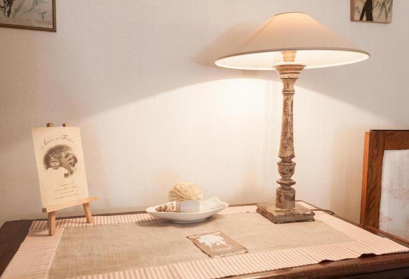 Номер Deluxe, Chambres D Hôtes De Charme Au Refuge Du Peintre Prés De St Emilion