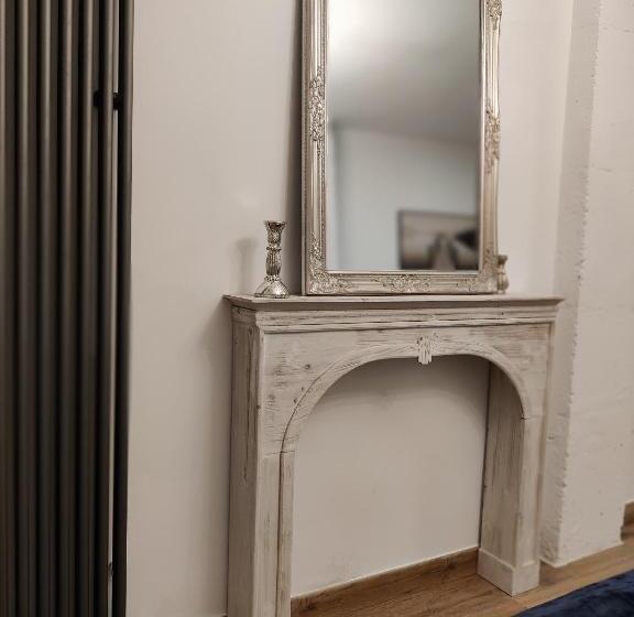 סטודיו דלוקס, Suite Haus Vargas
