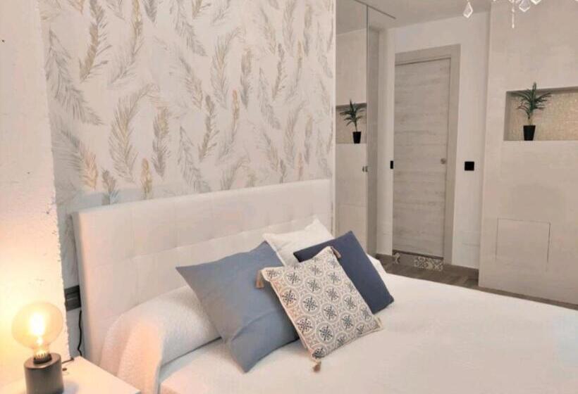 استودیوی لوکس, Suite Haus Vargas