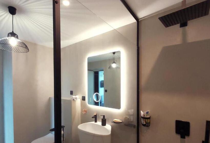 Quarto Deluxe, Katsoleil