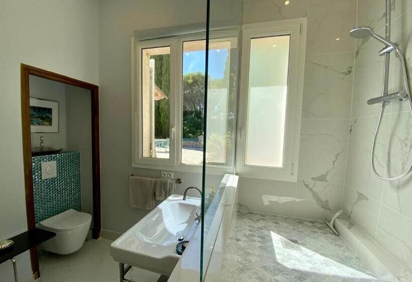 Номер Deluxe Кровать Кинг, Domaine Des Encourdoules