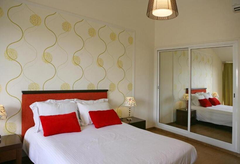 إستوديو قياسى, Club Aphrodite