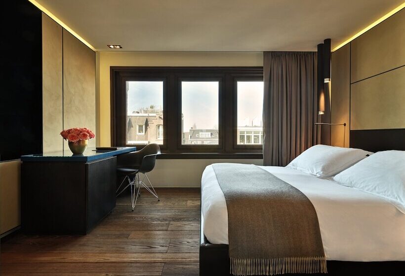 Superior Single Room, Conservatorium