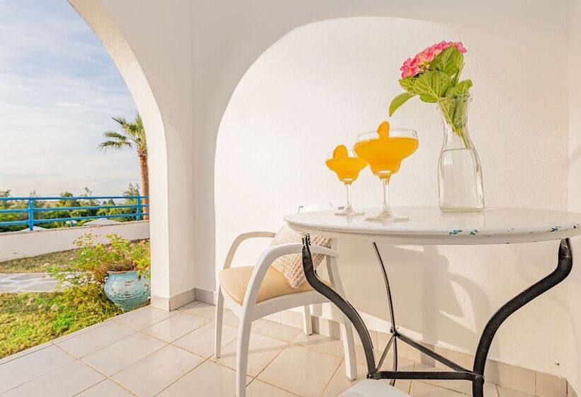 Номер Deluxe Вид на Море, Theo Bungalows Boutique