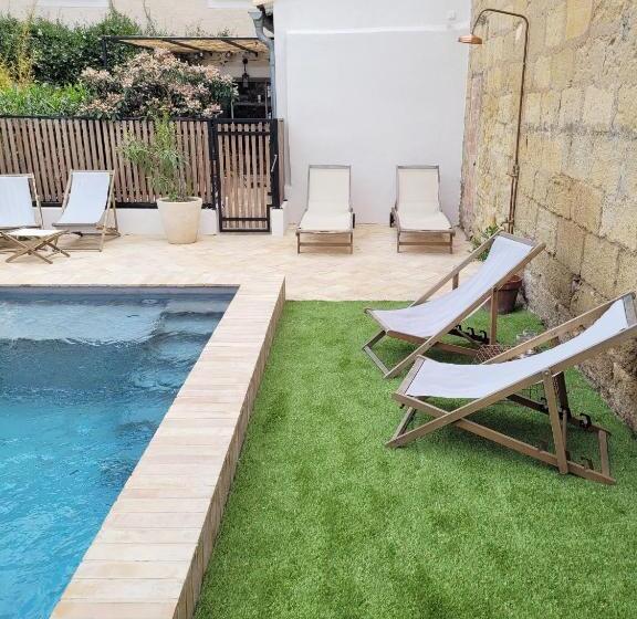 اتاق سوپریور با تخت بزرگ, Maison 1634   Parking, Petit Dejeuner Compris, Proche Centre, Climatisation, Piscine