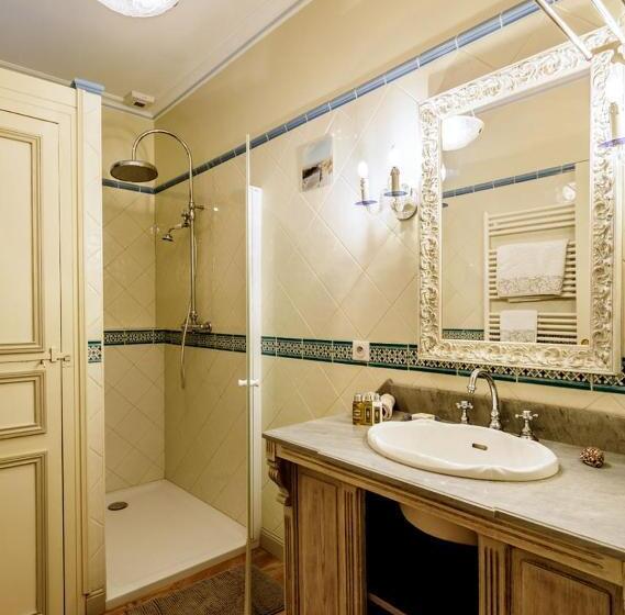 Семейный Полулюкс, Manoir De Bel Ebat
