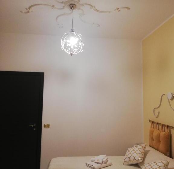 اتاق استاندارد با تخت بزرگ, B&b Regina Del Porto