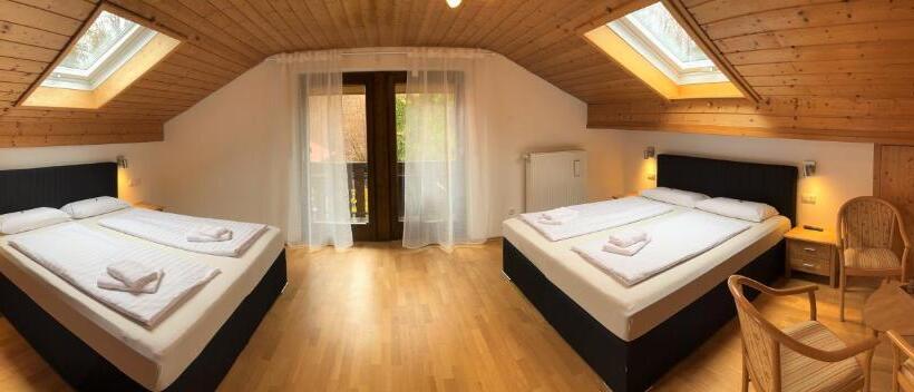 اتاق استاندارد چهارنفره با بالکن, Gästehaus Forggensee