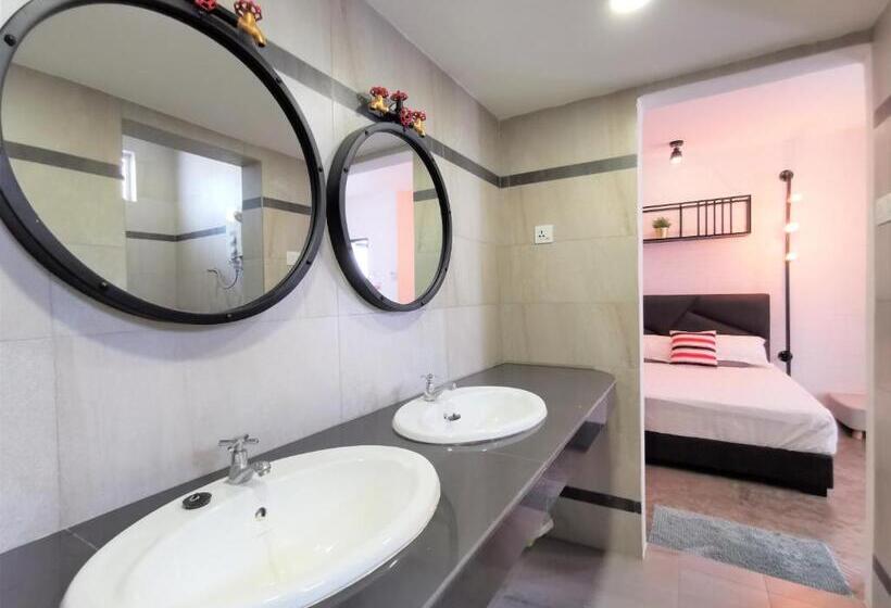 استودیو خانوادگی, Mwv Suite Room