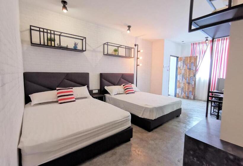 استودیو خانوادگی, Mwv Suite Room