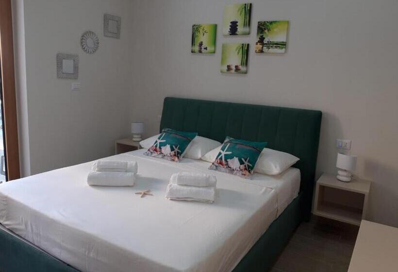 اتاق استاندارد, B&b Mediterraneo