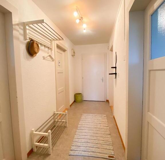 Апартаменты 1 Спальня, Neb Thun Lodge`s Appartement 1 Hilterfingen Ringstrasse 6