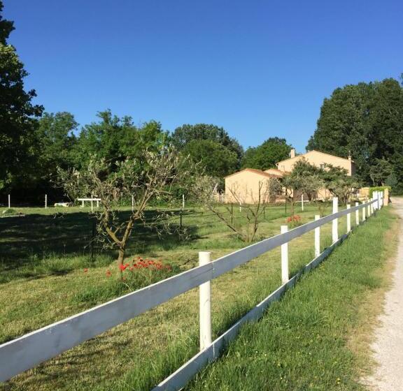 标准间, B&b Et Gite D Ayran