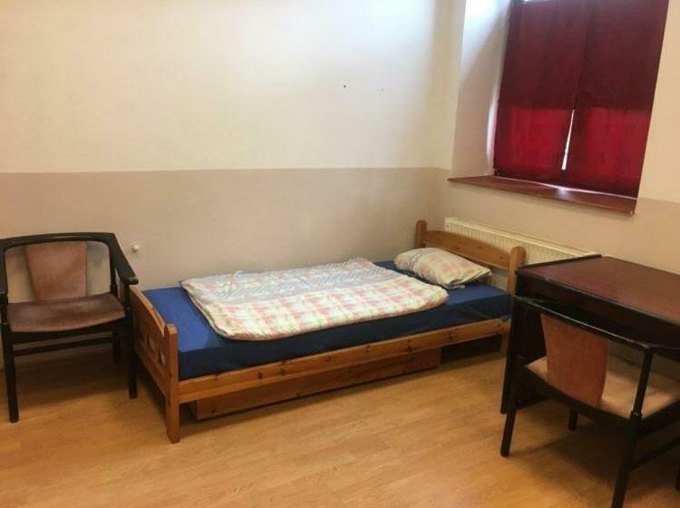 Семейный Номер, Göncölház
