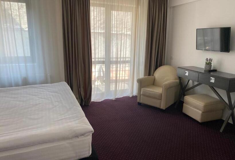 اتاق استاندارد با بالکن, Urban 7 Residence