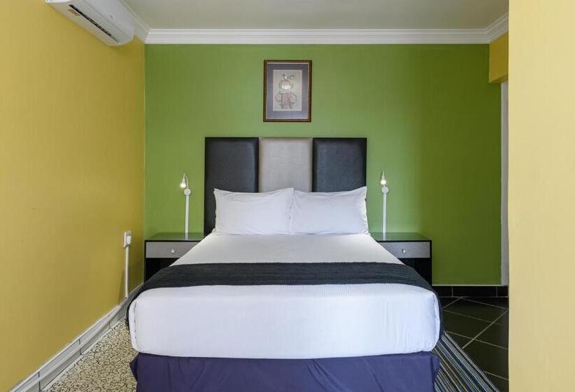 Quarto Deluxe com Sacada, Sada Boutique