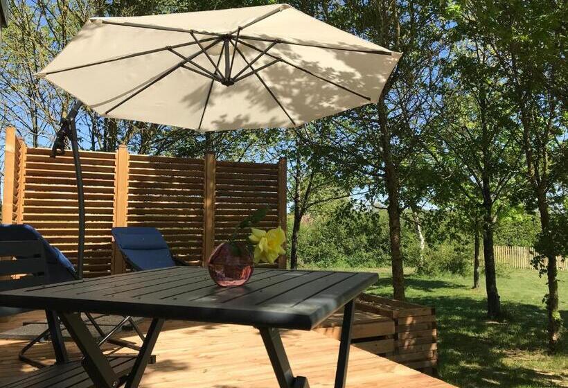 Номер Стандарт Вид на Сад, Cottage Du Garlai