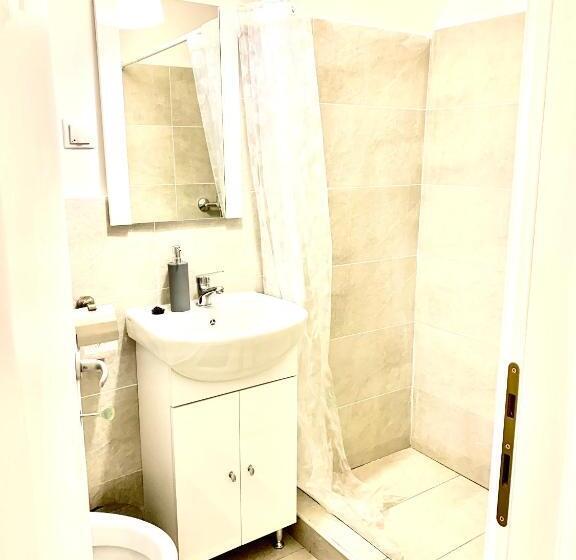 Quarto Estandar, Vila Ana