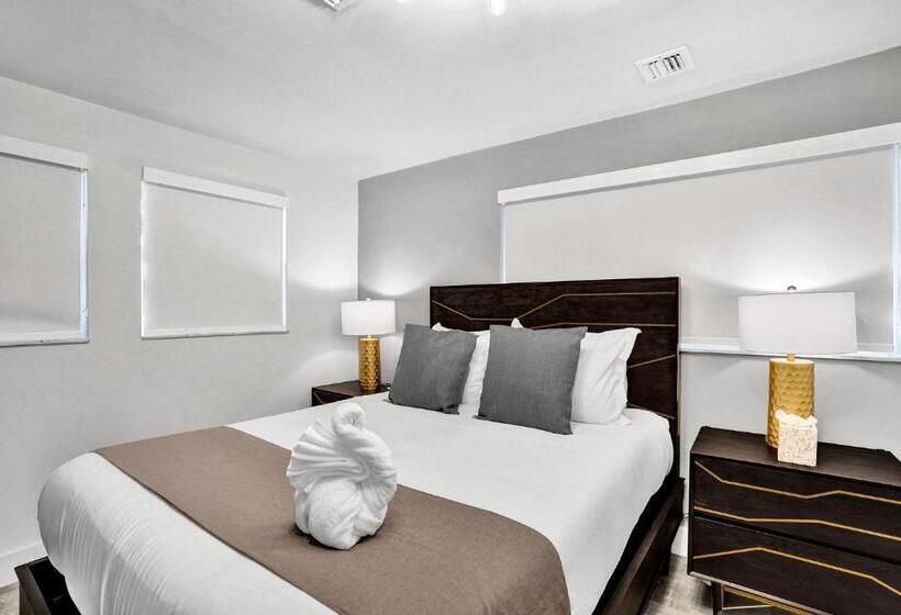 Люкс 3 Спальни, Ra Suites
