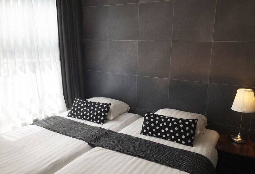3 Bedroom Apartment, Amsterdam Nieuwmarkt Center Apartments