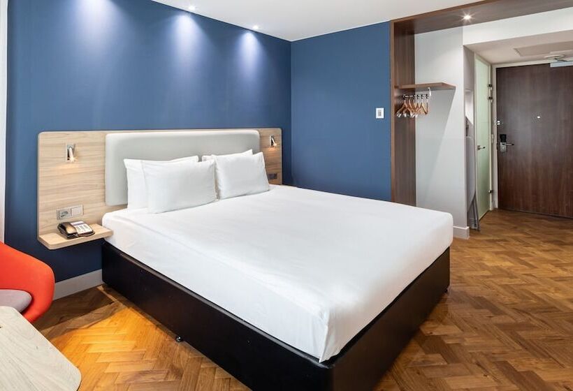 Standard Room Double Bed City View, Holiday Inn Express Amsterdam   Sloterdijk Station, An Ihg