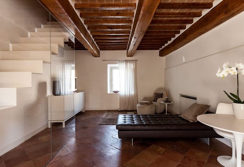 سوییت, Nun Assisi Relais & Spa Museum