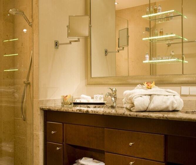 Номер Комфорт, Relais & Chateaux Bulow Palais