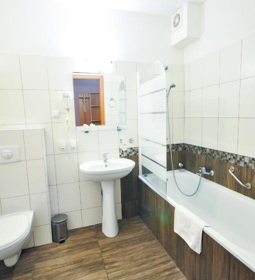 اتاق لوکس با بالکن, Trzy światy Spa & Wellness Rajska Wyspa