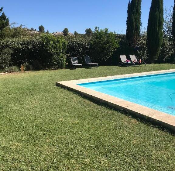 标准间, Mas Des Alpilles