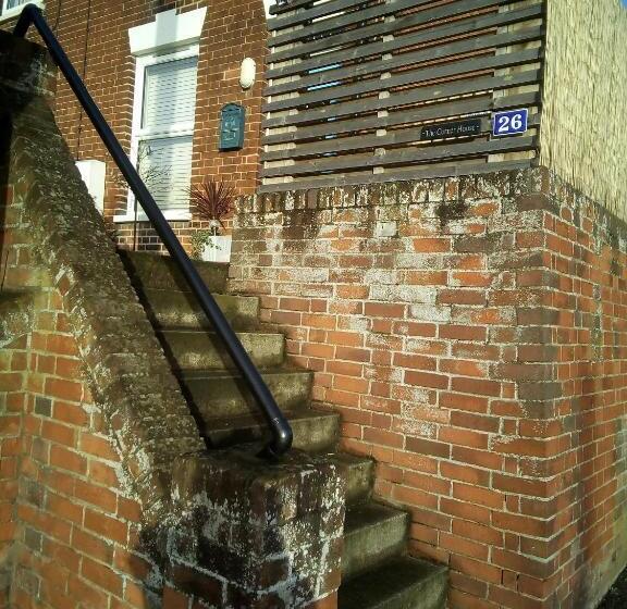 Номер Стандарт, The Corner House